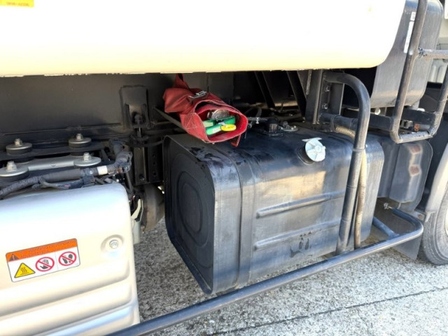 日野 デュトロ 小型 塵芥車（プレス式） 2RG-XZU605X(110404) 24枚目