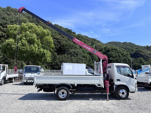 トヨタ ダイナ 小型 平ボディ（クレーン付） PB-XZU341(110167) 12枚目