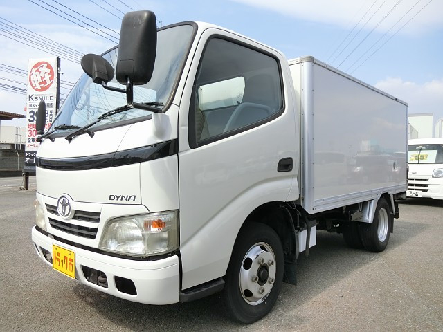 トヨタ ダイナ 小型 冷蔵冷凍バン BDG-XZU508(109598) 1枚目