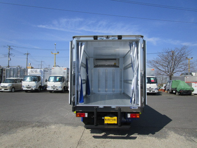 日野 デュトロ 小型 冷蔵冷凍バン 2WG-XZU606N(111646) 9枚目
