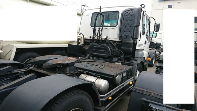 いすゞ ギガ 大型 トラクタ KL-EXD52D3(2091) 6枚目