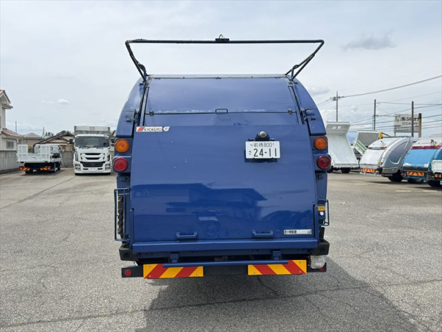 日野 レンジャー 中型 塵芥車（プレス式） BDG-FC7JGWA(110695) 11枚目
