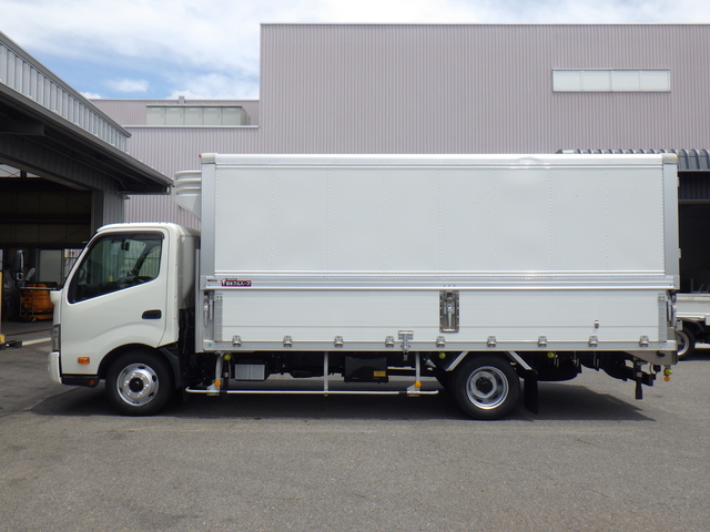 日野 デュトロ 小型 冷蔵冷凍バン 2RG-XZU722M(110841) 7枚目