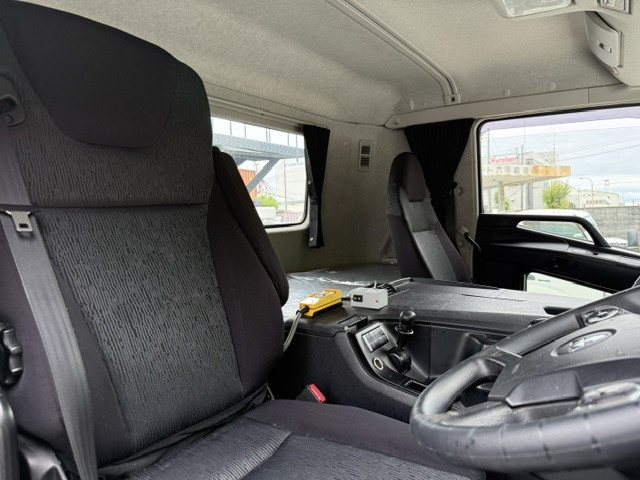 三菱ふそう スーパーグレート 大型 コンテナ専用車 2KG-FV70HZ(111753) 49枚目