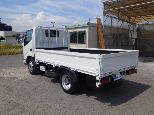 トヨタ トヨエース 小型 平ボディ 2RG-XZC605(110676) 2枚目