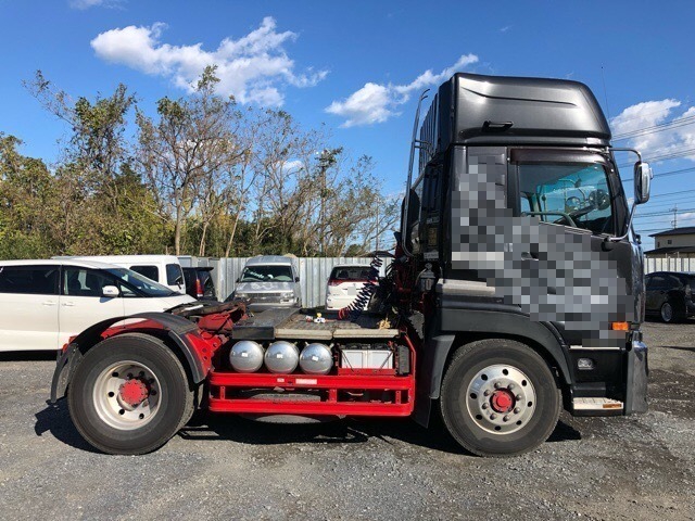 UDトラックス（日産） クオン その他 トラクタ PKG-GK4XAB(4616) 8枚目