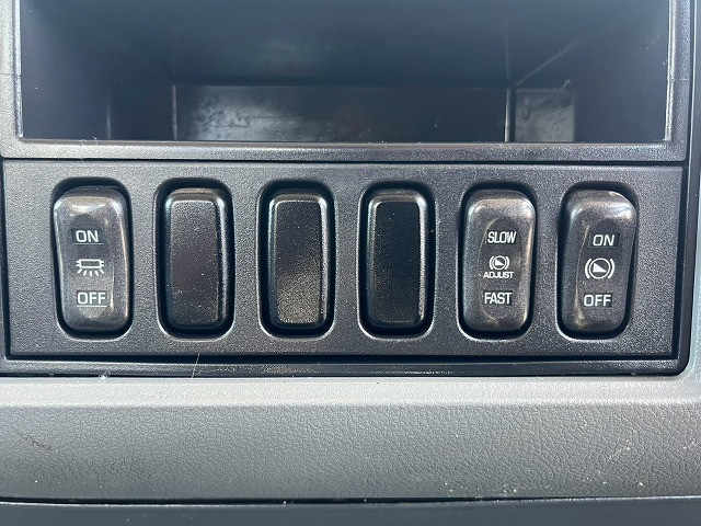 三菱ふそう ファイター 増トン 平ボディ（クレーン付） QKG-FK65FZ(113670) 30枚目