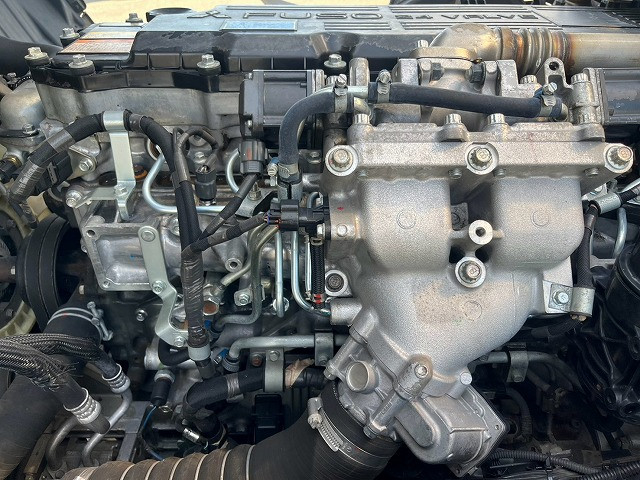 三菱ふそう ファイター 増トン 平ボディ（クレーン付） QKG-FK65FZ(113670) 40枚目