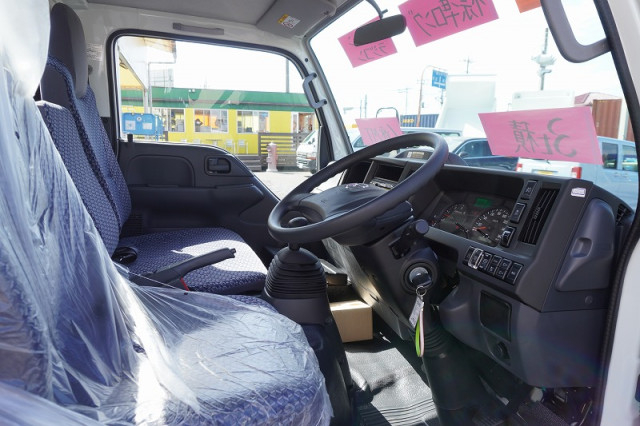 マツダ タイタン 小型 平ボディ（クレーン付） ZX264HRSA(113777) 38枚目