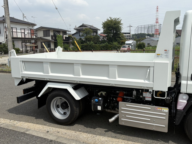 三菱ふそう キャンター 小型 土砂ダンプ 2RG-FBA60(110642) 6枚目