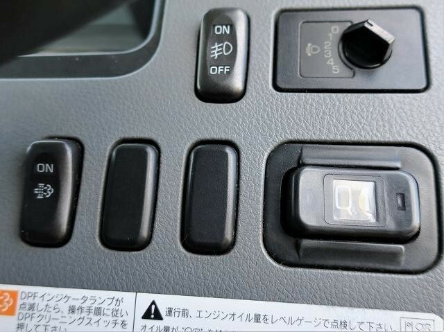 三菱ふそう ファイター 中型 バン PDG-FK71D(28071) 20枚目