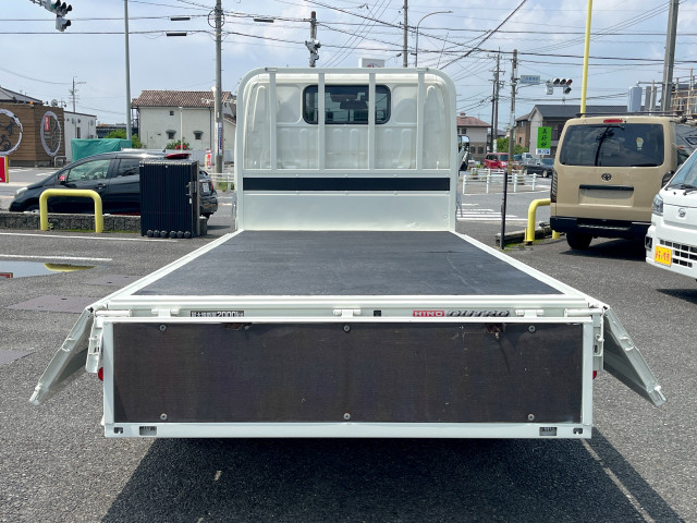 日野 デュトロ 小型 平ボディ 2RG-XZC605M(109992) 9枚目
