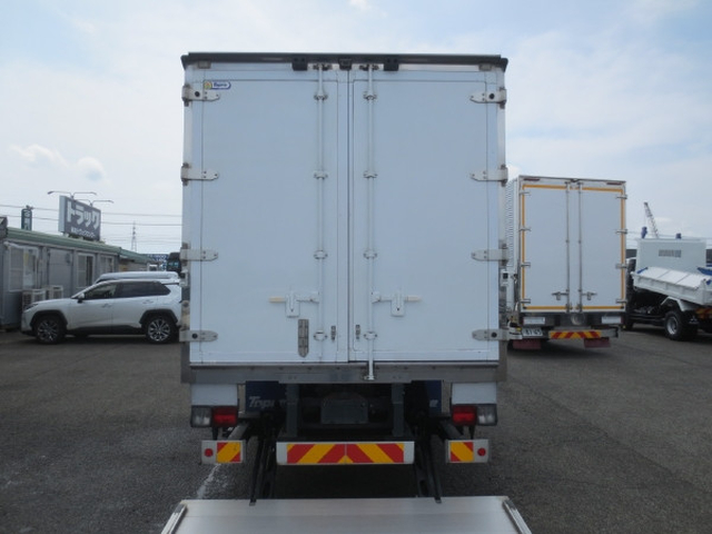 日野 レンジャー 中型 冷蔵冷凍バン 2KG-FC2ABG(109845) 8枚目