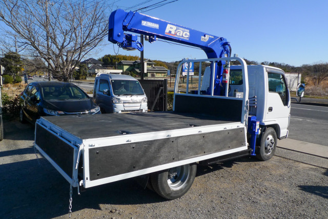 いすゞ エルフ 小型 平ボディ（クレーン付） BKG-NKR85R(100992) 10枚目