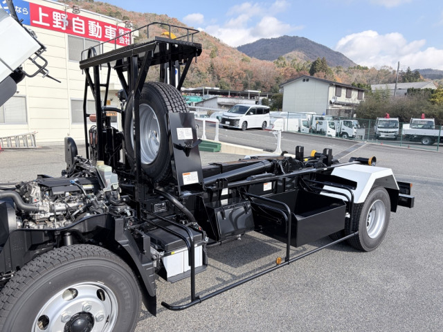 三菱ふそう キャンター 小型 コンテナ専用車 2PG-FEB90(100693) 25枚目