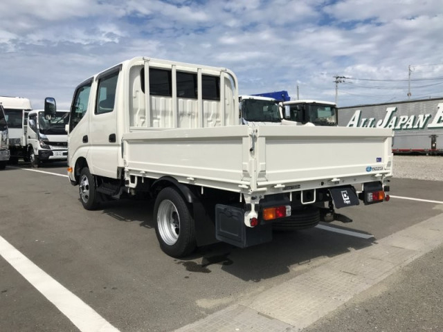 トヨタ ダイナ 小型 Wキャブ 2WG-GDY232(112666) 3枚目