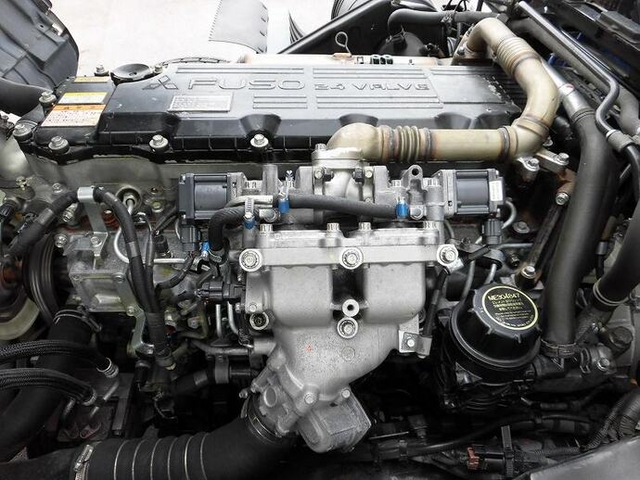 三菱ふそう ファイター 増トン 平ボディ（クレーン付） QKG-FK62FZ(11978) 22枚目