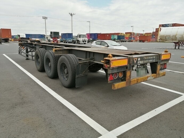 Fullhalf other Large 20ft container chassis trailer KFKHG340(5661) 1枚目