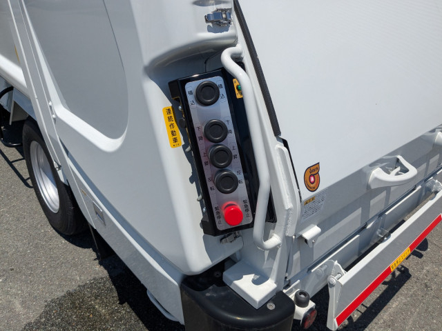 三菱ふそう キャンター 小型 塵芥車（プレス式） 2RG-FEAV0(108610) 68枚目