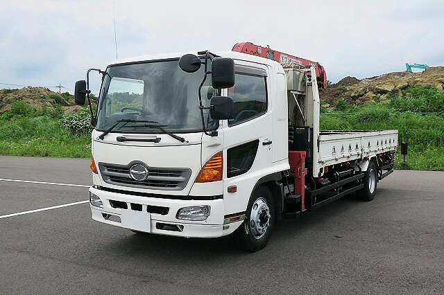 日野 レンジャー 大型 平ボディ（クレーン付） ADG-FE7JLWA(26815) 2枚目