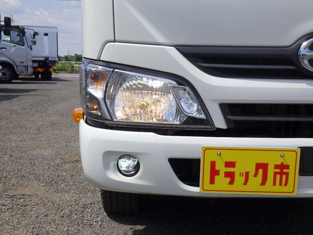 日野 デュトロ 小型 平ボディ TKG-XZC675M(109997) 3枚目