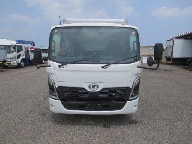 UDトラックス（日産） カゼット 小型 バン 2RG-BPR88AM(108135) 6枚目