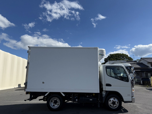 三菱ふそう キャンター 小型 冷蔵冷凍バン TPG-FBA50(110263) 5枚目