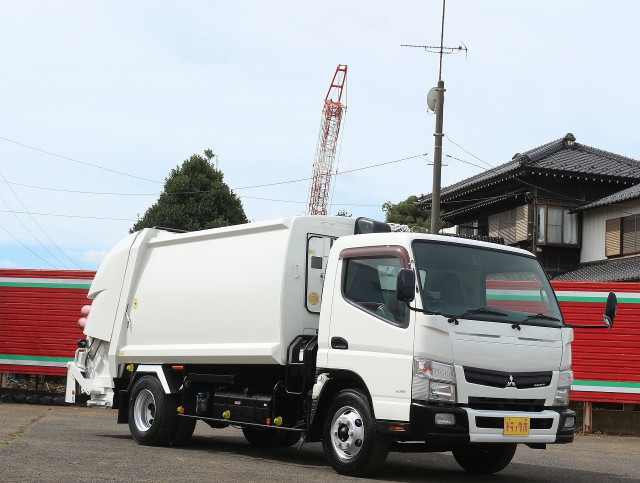 三菱ふそう キャンター 小型 塵芥車（プレス式） TKG-FEB90(113165) 3枚目