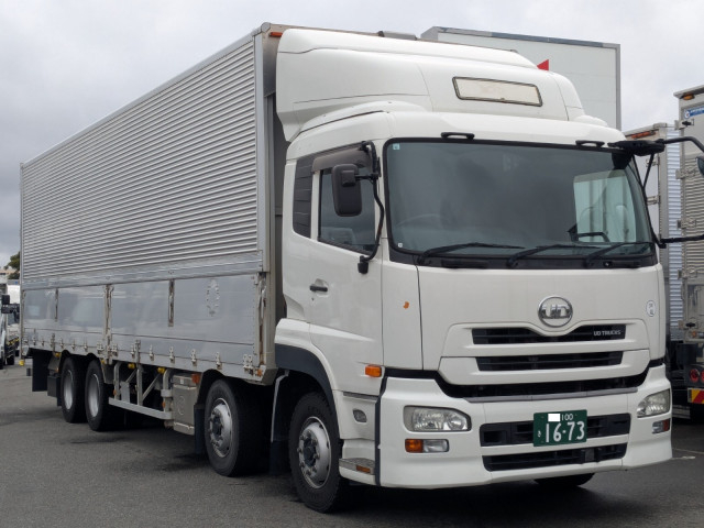 UDトラックス（日産） クオン 大型 ウィング QKG-CG5ZA(110417) 2枚目