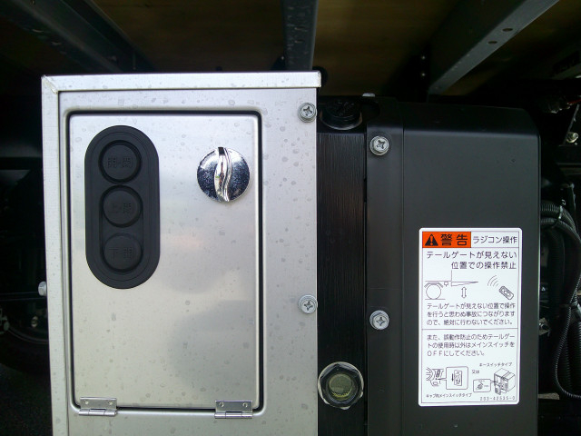 三菱ふそう キャンター 小型 ウィング 2RG-FEB80(108322) 11枚目