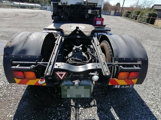 UDトラックス（日産） クオン 大型 トラクタ QKG-GK5XAB(5625) 19枚目