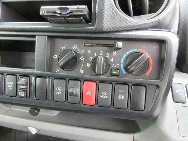 日野 デュトロ 小型 バン TKG-XZC655M(6604) 39枚目