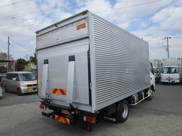 日野 デュトロ 小型 Wキャブ 2WG-XZU713N(113690) 4枚目