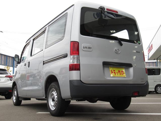 トヨタ ライトエース 小型 バン ABF-S412M(60354) 13枚目