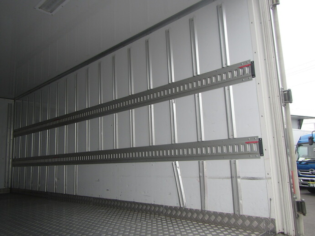 Nissan UD kazet Small Freezer box_body TPG-FEB8Y(38686) 18枚目