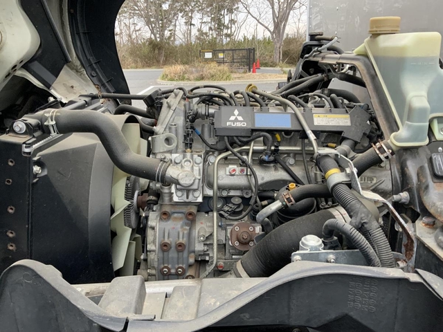 三菱ふそう キャンター 小型 バン TKG-FGB70(57022) 34枚目