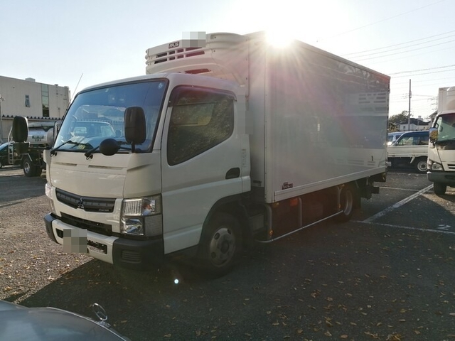 三菱ふそう キャンター 小型 冷蔵冷凍バン TKG-FEB50(4557) 9枚目