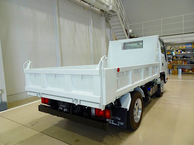 いすゞ エルフ 小型 土砂ダンプ 2RG-NKR88AD(109702) 3枚目