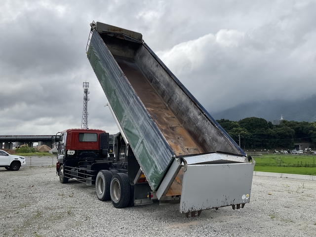 いすゞ ギガ 大型 深ダンプ（土砂禁） PDG-CYM77V8(72286) 12枚目