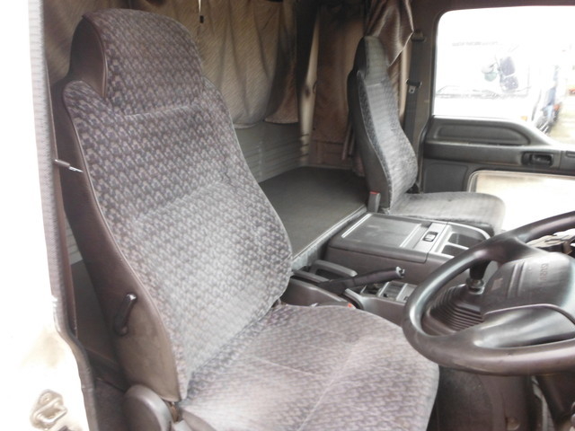 いすゞ フォワード 中型 幌車 KK-FRD35L4(1725) 19枚目