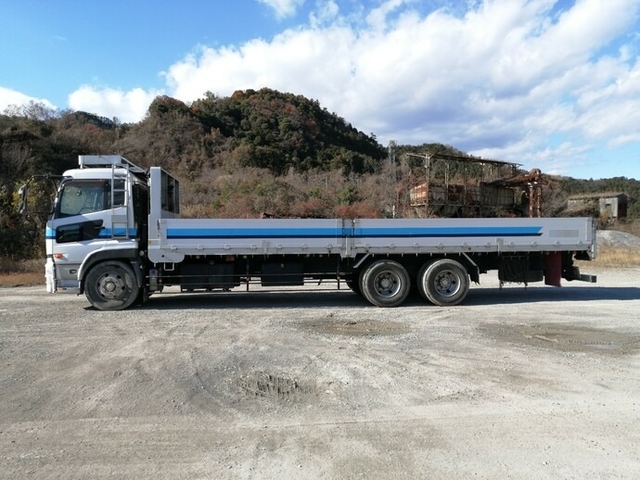 UDトラックス（日産） クオン 大型 平ボディ ADG-CD4ZL(4964) 7枚目