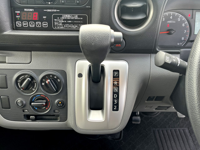 日産自動車 キャラバン 小型 冷蔵冷凍バン CBF-VR2E26(96407) 25枚目