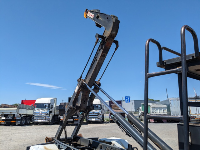 いすゞ フォワード 中型 コンテナ専用車 PKG-FRR90S2(109836) 20枚目