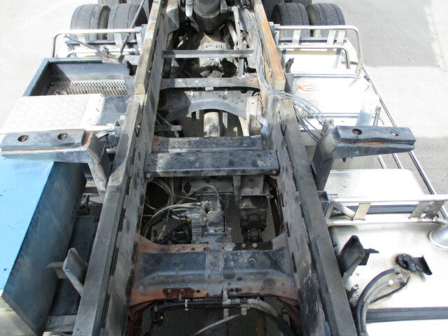 UDトラックス（日産） クオン 大型 土砂ダンプ QKG-CW5YL(32216) 26枚目