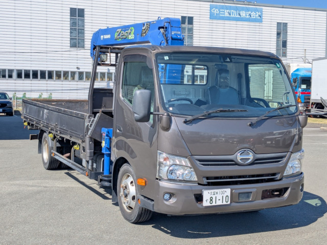 日野 デュトロ 小型 平ボディ（クレーン付） TDG-XZU732M(109826) 2枚目