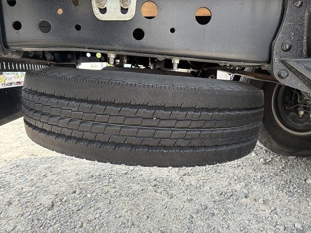 マツダ タイタン 小型 平ボディ（クレーン付） BDG-LMR85AR(110190) 43枚目