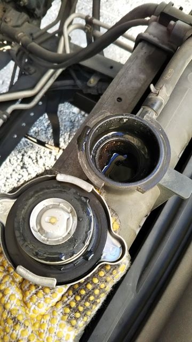 UDトラックス（日産） コンドル 中型 冷蔵冷凍バン PB-MK36A(3002) 19枚目