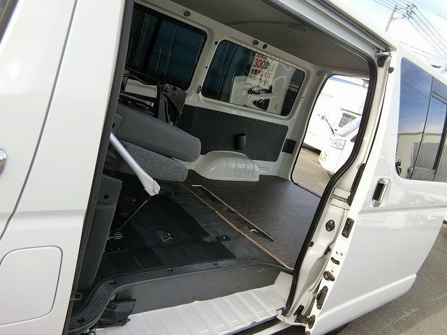トヨタ レジアスエース 小型 バン QDF-KDH201V(79115) 18枚目