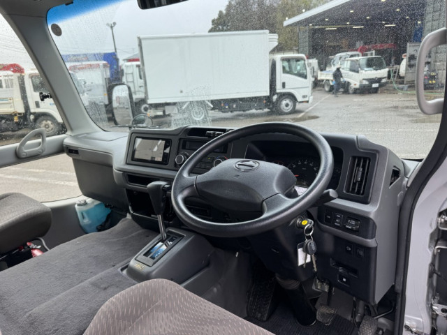 日野 リエッセⅡ 小型 バス SKG-XZB70M(111913) 28枚目