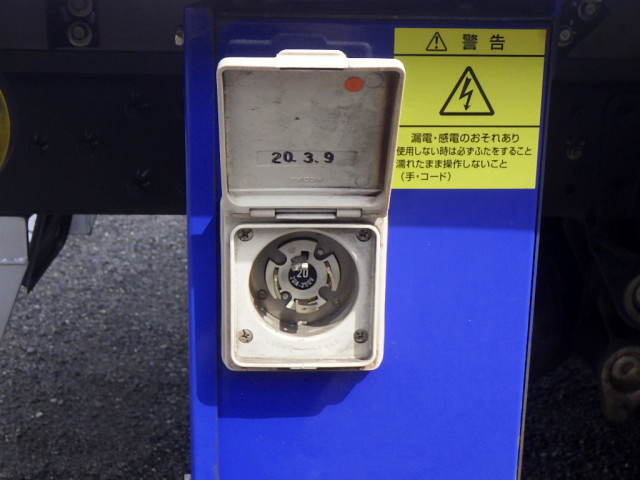 三菱ふそう キャンター 小型 冷蔵冷凍バン 2RG-FBA20(112129) 48枚目